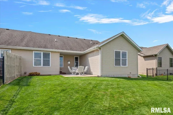 $395,000 | 3303 Lakemere Drive, Springfield, IL 62711