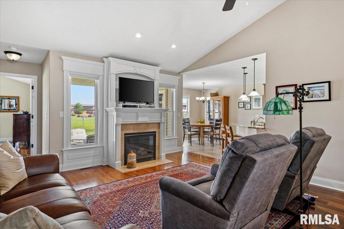 3303 Lakemere Drive Springfield, IL 62711 - Photo 5 of 40