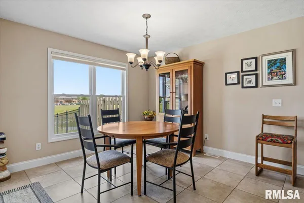 $395,000 | 3303 Lakemere Drive, Springfield, IL 62711