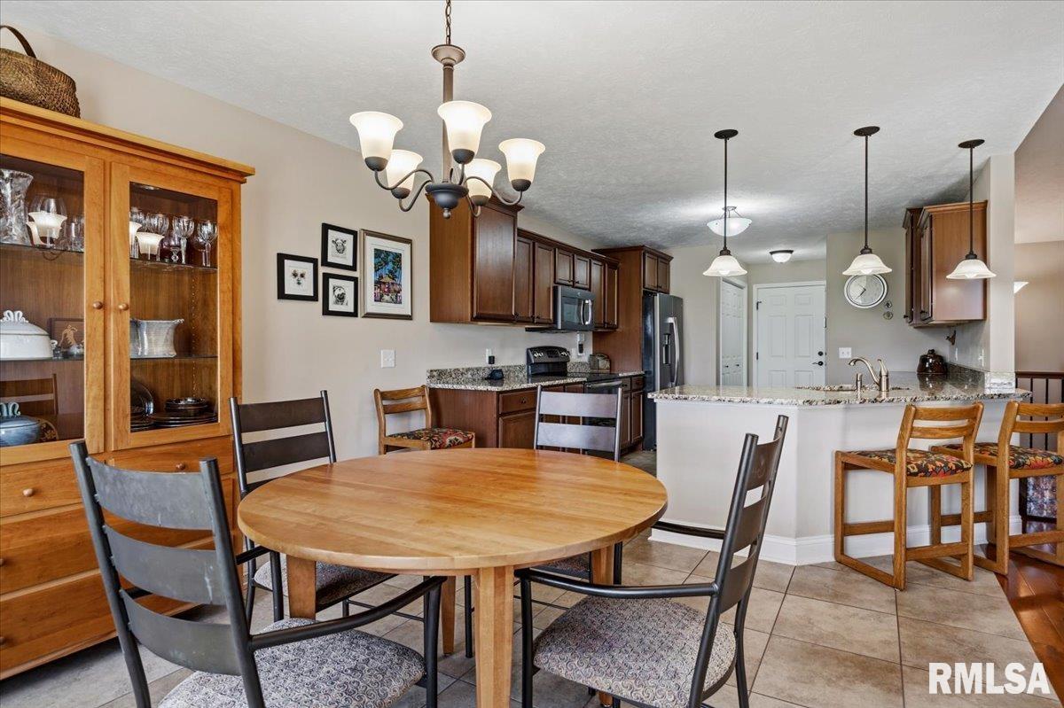3303 Lakemere Drive Springfield, IL 62711 - Photo 10 of 40
