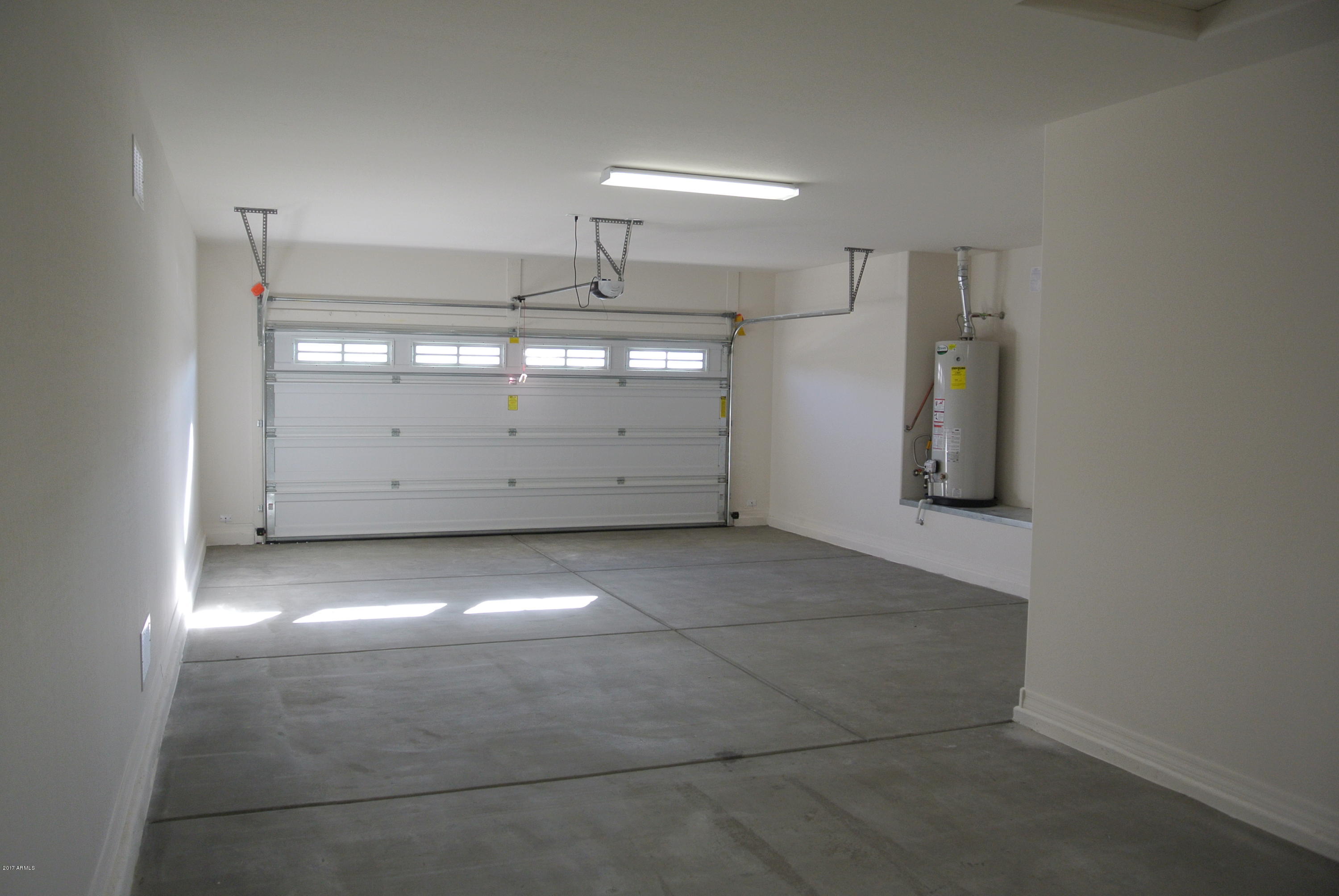 2428 West Beverly Rd. Phoenix, AZ 85041 - Photo 16 of 19 3 car tandem garage