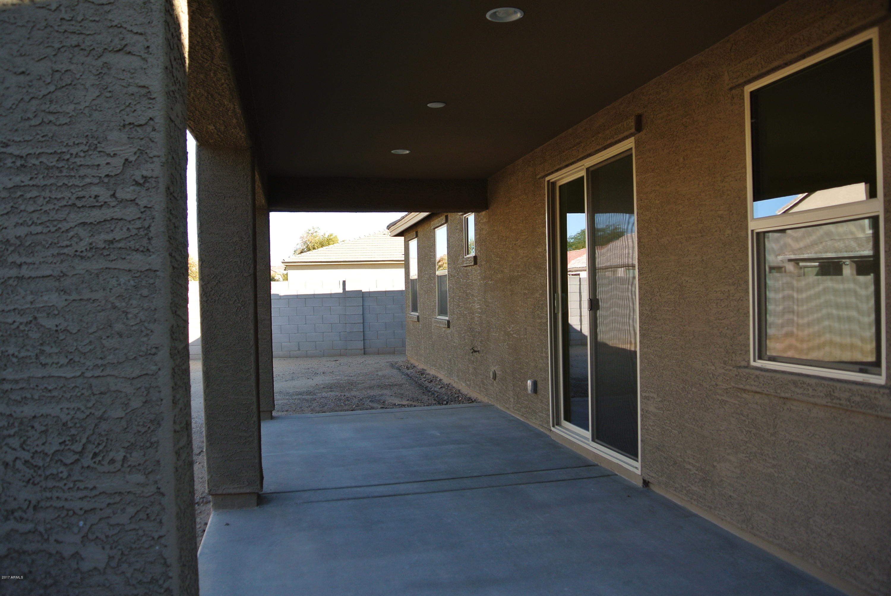 2428 West Beverly Rd. Phoenix, AZ 85041 - Photo 18 of 19 covered patio