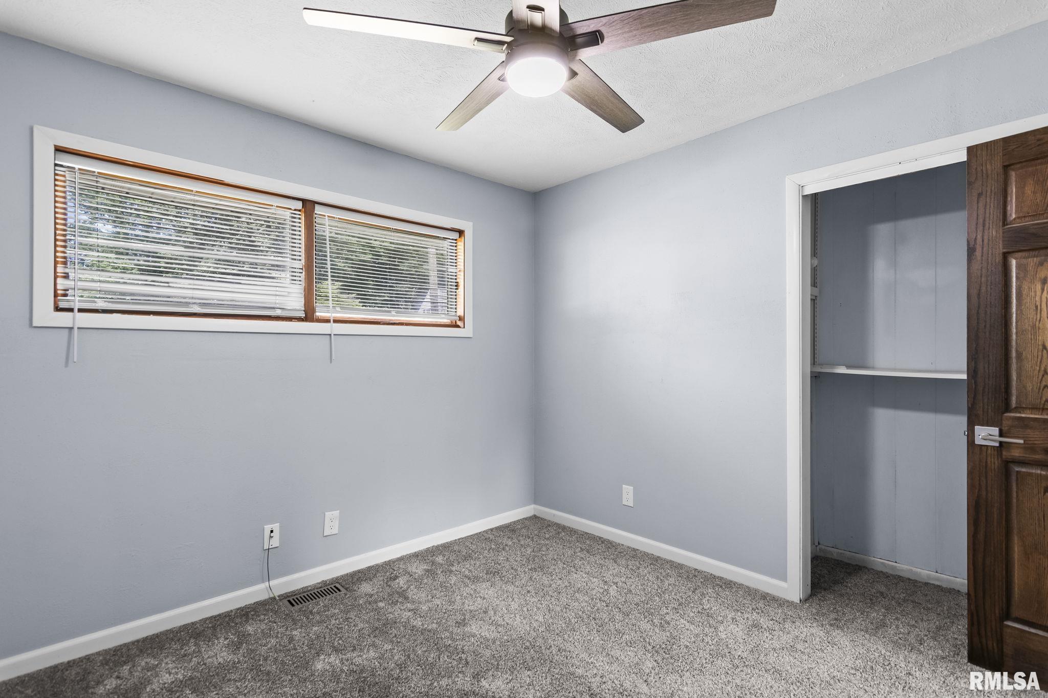 4 North Oxford Road Springfield, IL 62702 - Photo 23 of 32