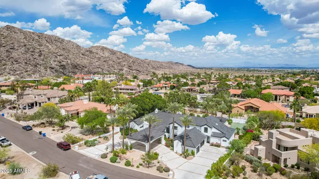 $2,299,000 | 11827 South Montezuma Court, Phoenix, AZ 85044