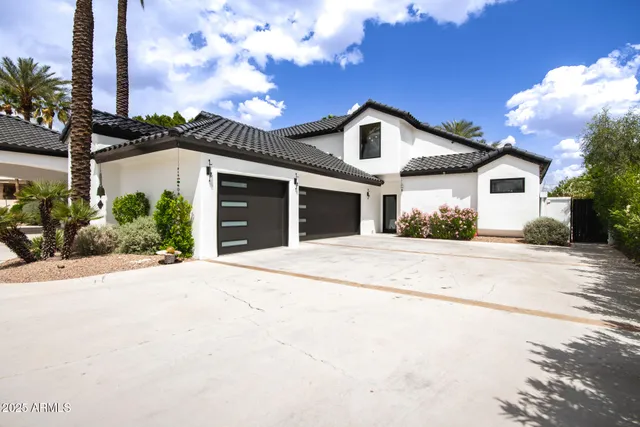 $2,299,000 | 11827 South Montezuma Court, Phoenix, AZ 85044