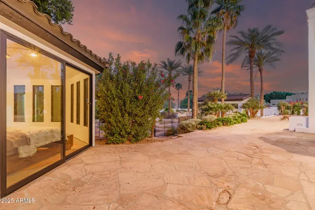 $2,299,000 | 11827 South Montezuma Court, Phoenix, AZ 85044