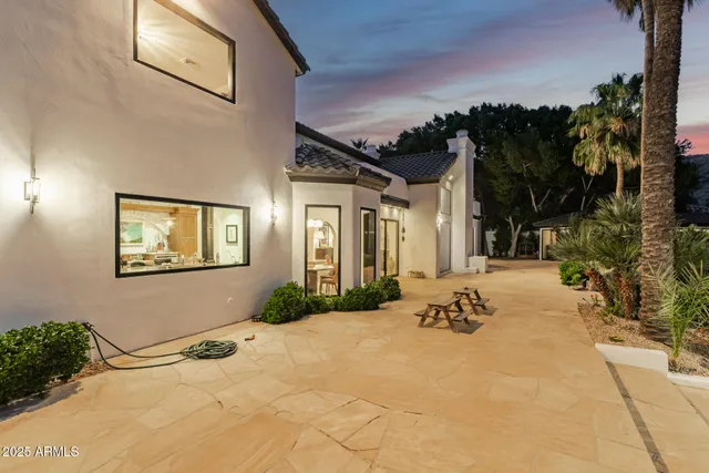 $2,299,000 | 11827 South Montezuma Court, Phoenix, AZ 85044