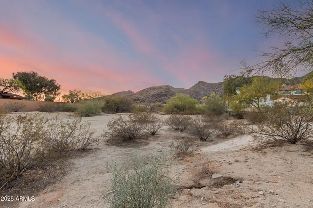 $2,299,000 | 11827 South Montezuma Court, Phoenix, AZ 85044