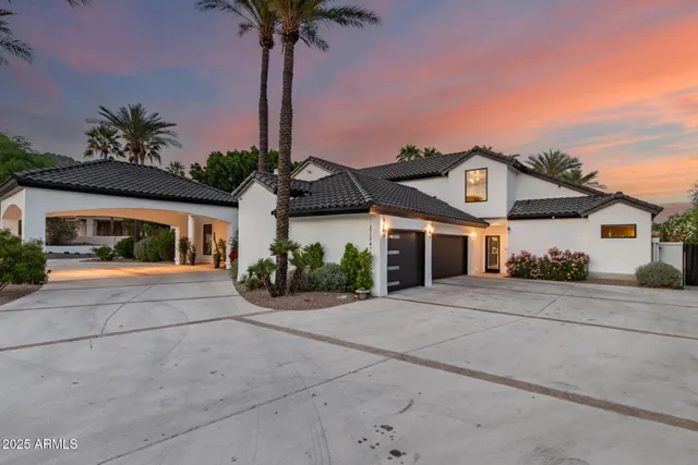 $2,299,000 | 11827 South Montezuma Court, Phoenix, AZ 85044