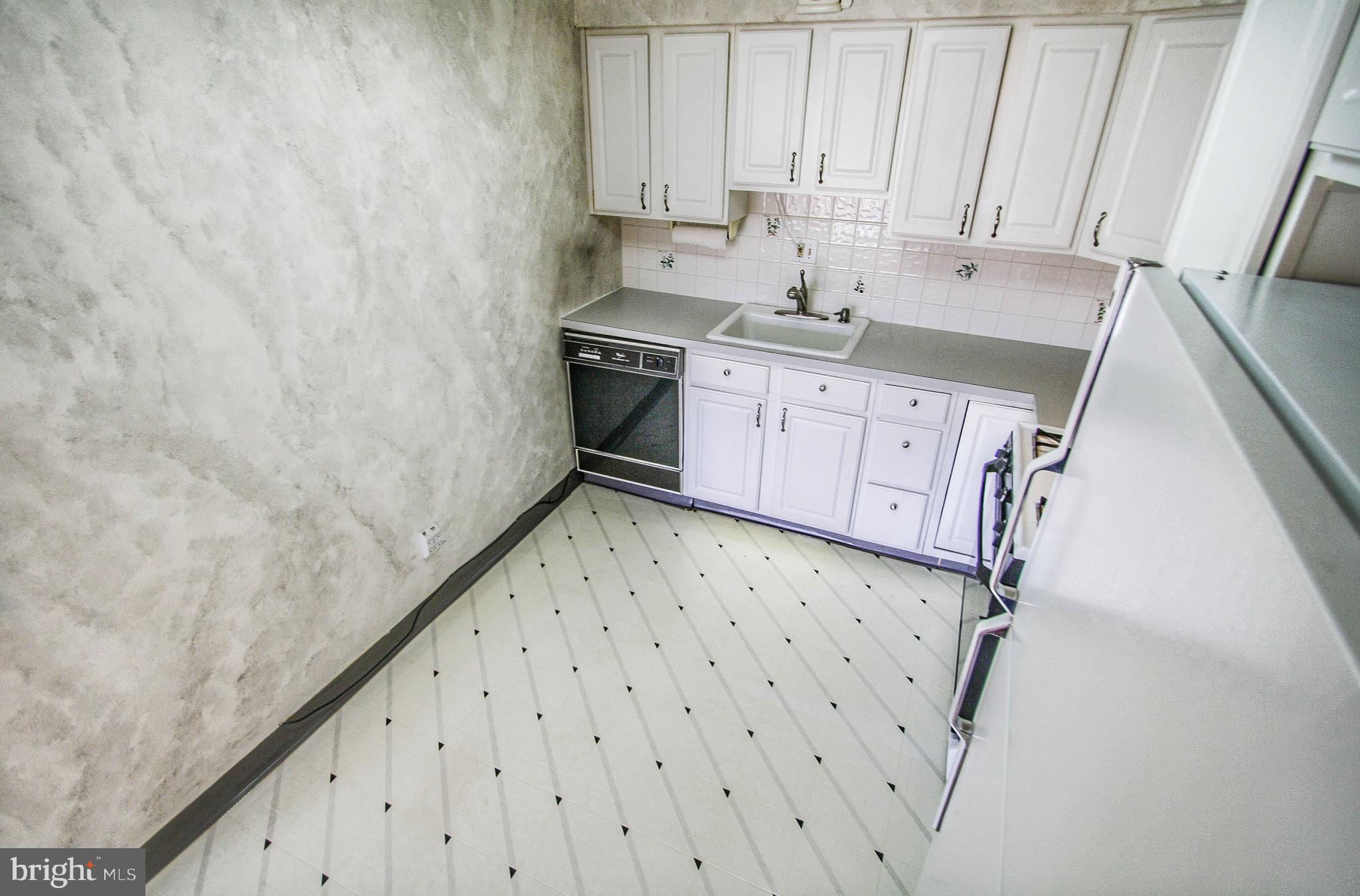 8922 Krewstown Road, Unit 302 Philadelphia, PA 19115 - Photo 20 of 45 Gallery Image 20
