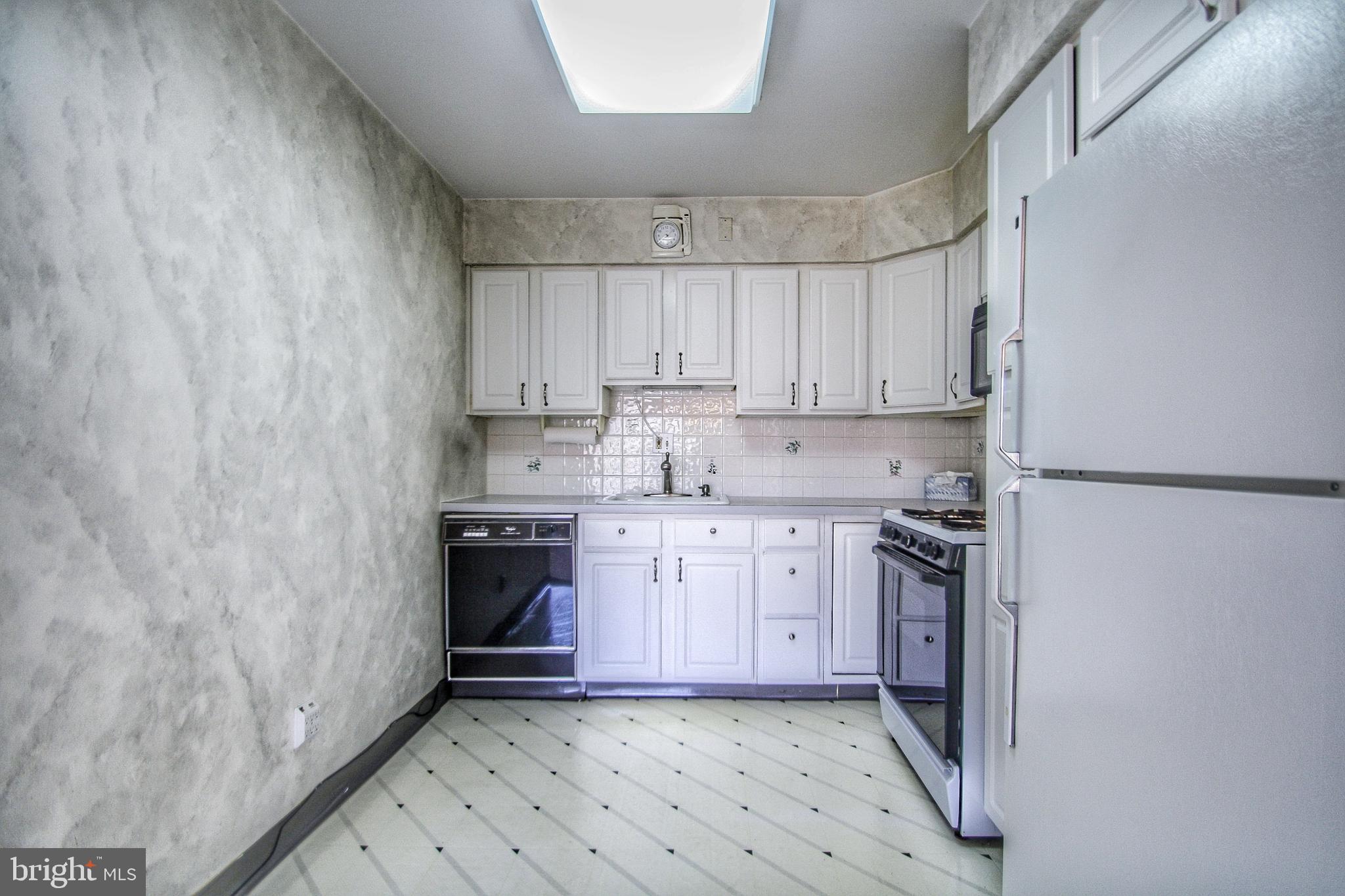 8922 Krewstown Road, Unit 302 Philadelphia, PA 19115 - Photo 24 of 45 Gallery Image 24