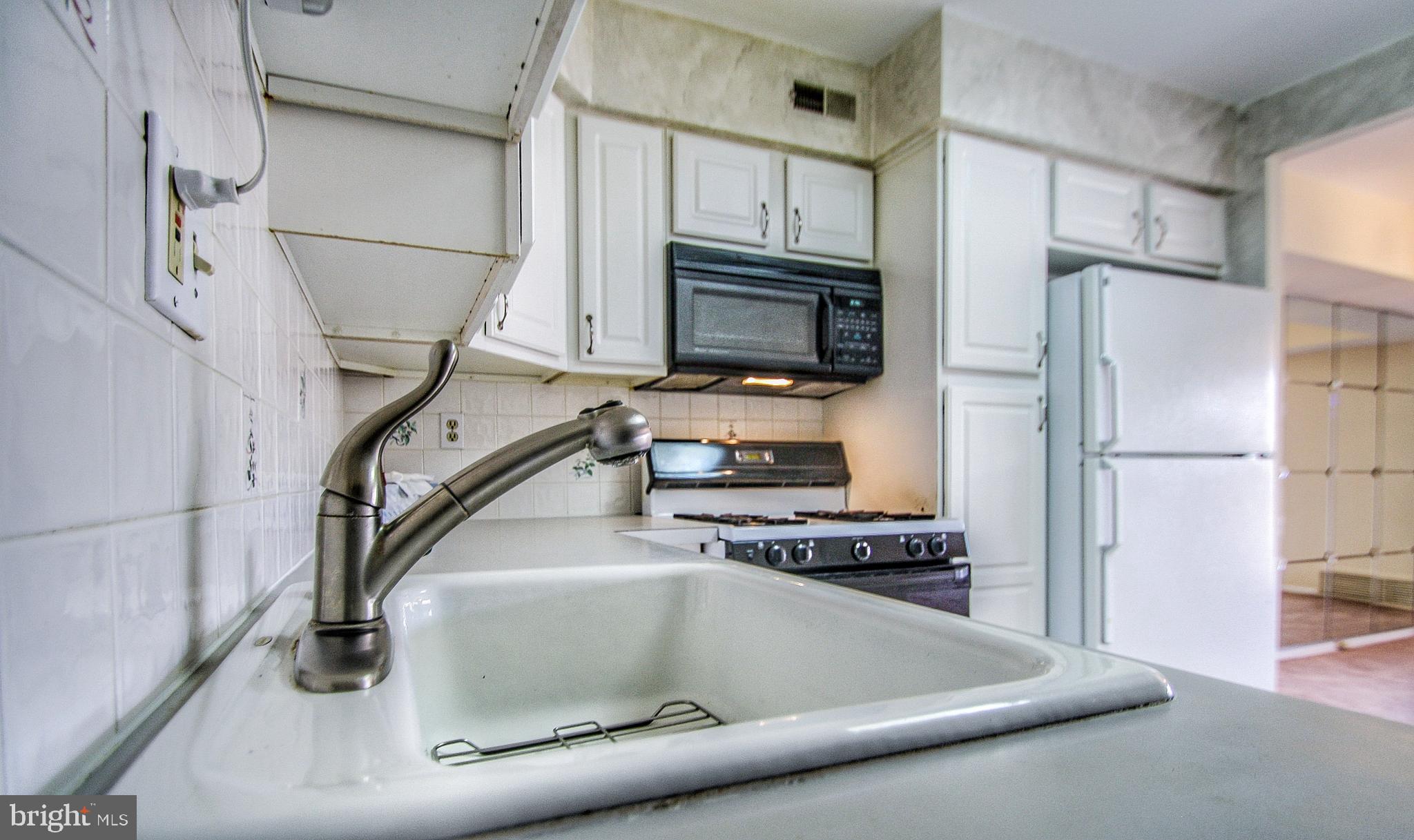 8922 Krewstown Road, Unit 302 Philadelphia, PA 19115 - Photo 26 of 45 Gallery Image 26