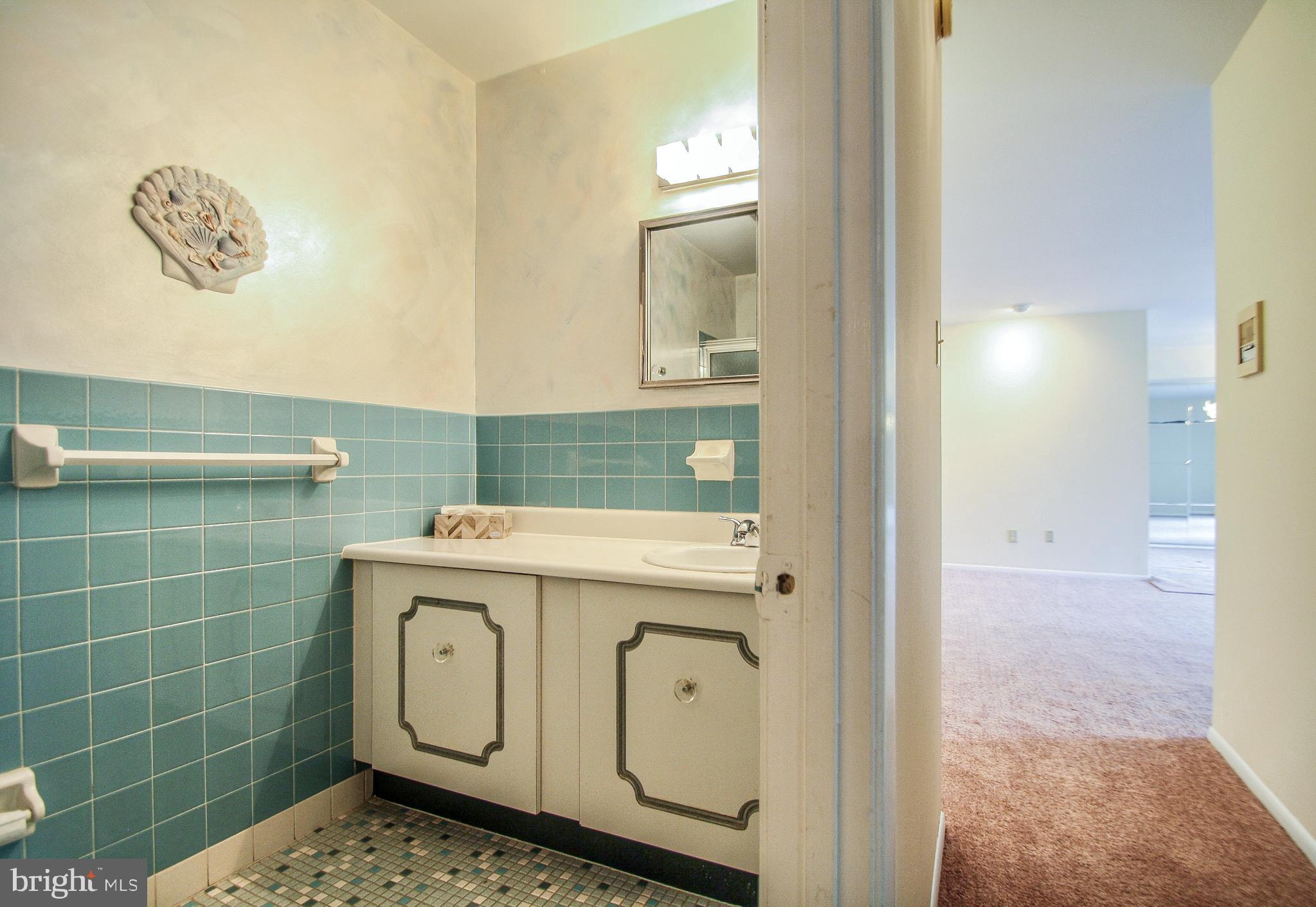 8922 Krewstown Road, Unit 302 Philadelphia, PA 19115 - Photo 30 of 45 Gallery Image 30