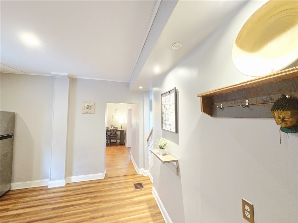 534 South Goodman Street Rochester, NY 14607 - Photo 19 of 40