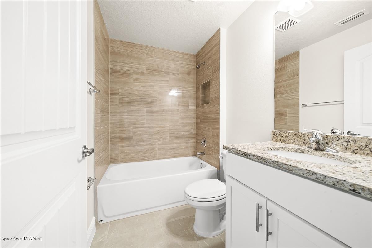 514 Avondale Road Northeast Palm Bay, FL 32907 - Photo 20 of 35 Hall bath