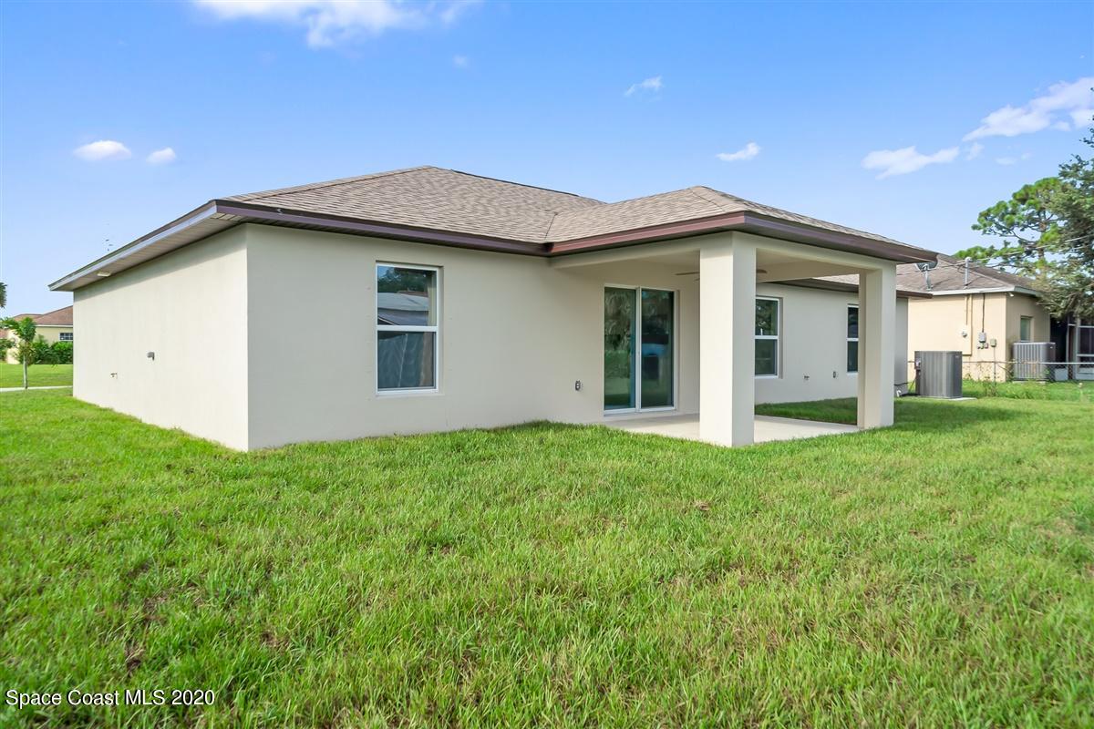 514 Avondale Road Northeast Palm Bay, FL 32907 - Photo 29 of 35 Truss Porch