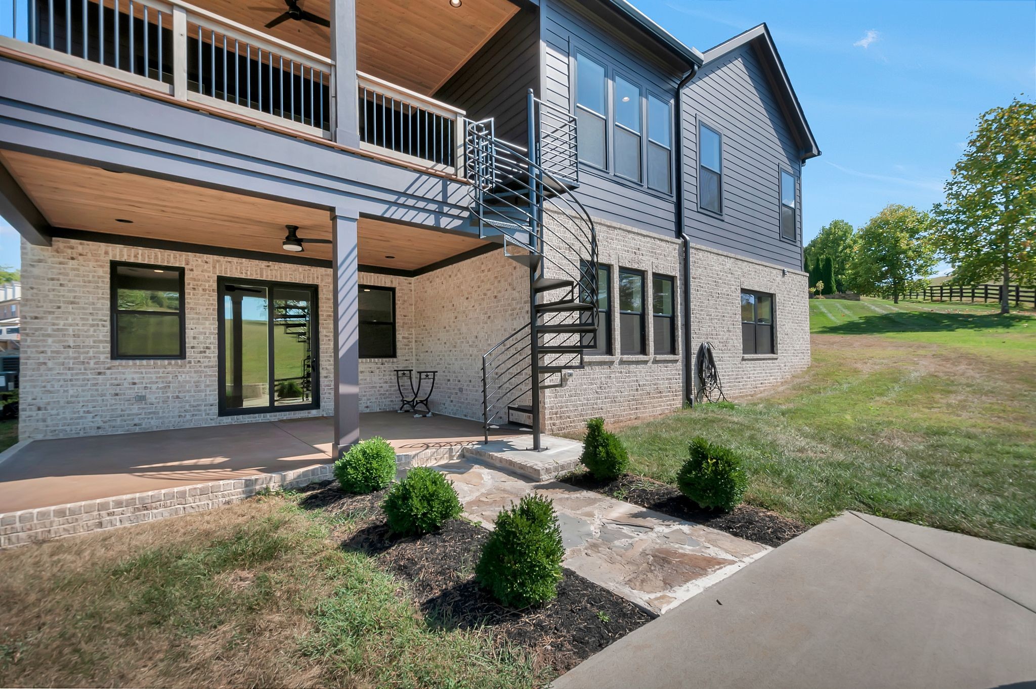 343 Circuit Road Franklin, TN 37064 - Photo 31 of 68 a front view of a house with garden