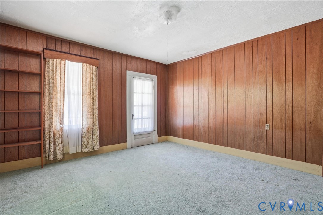 2350 Chelsea Road West Point, VA 23181 - Photo 15 of 34 an empty room with windows