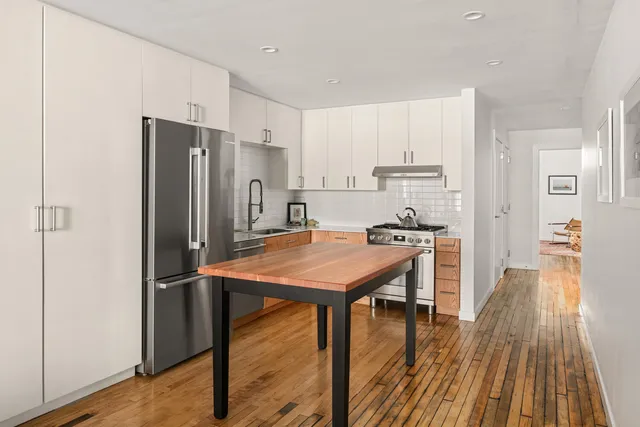 $2,850,000 | 554 Broome Street, Unit 4 | Hudson Square