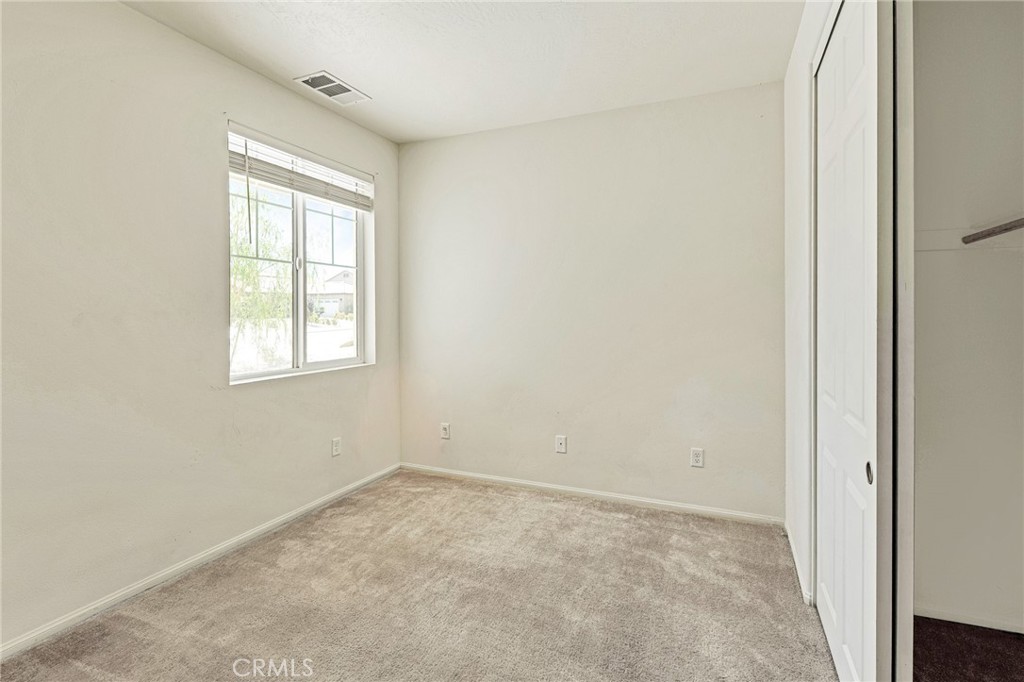 13266 Trail Ridge Way Victorville, CA 92395 - Photo 16 of 22