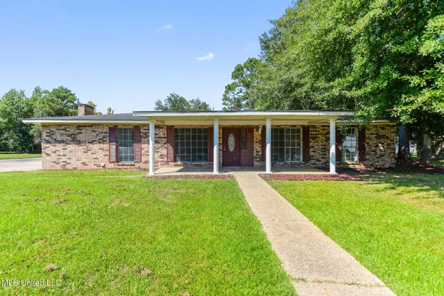 $188,000 | 2008 C W Webb Road, Gautier, MS 39553