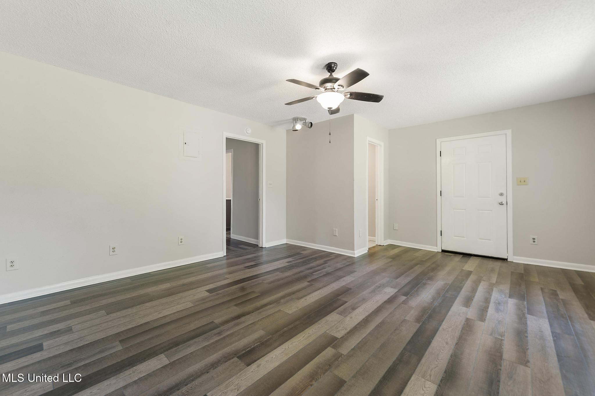 2008 C W Webb Road Gautier, MS 39553 - Photo 18 of 28 018