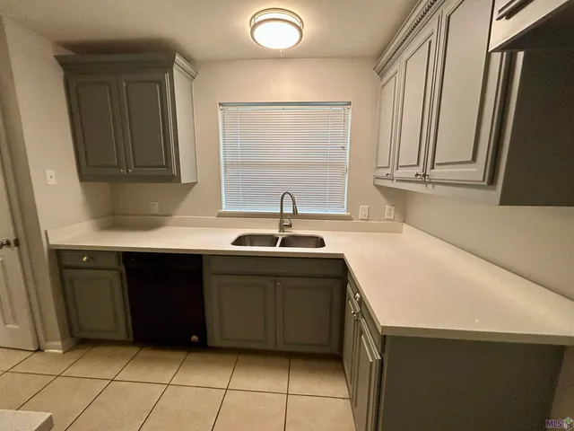 $1,500 | 3376 Courtland Drive, Baton Rouge, LA 70814