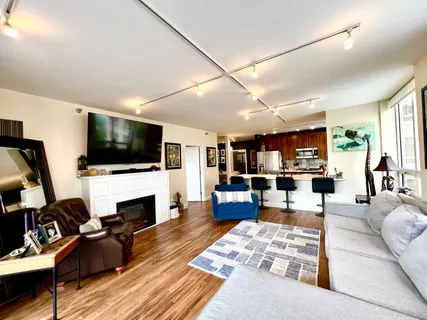 $450,000 | 1111 South Wabash Avenue, Unit 1010, Chicago, IL 60605