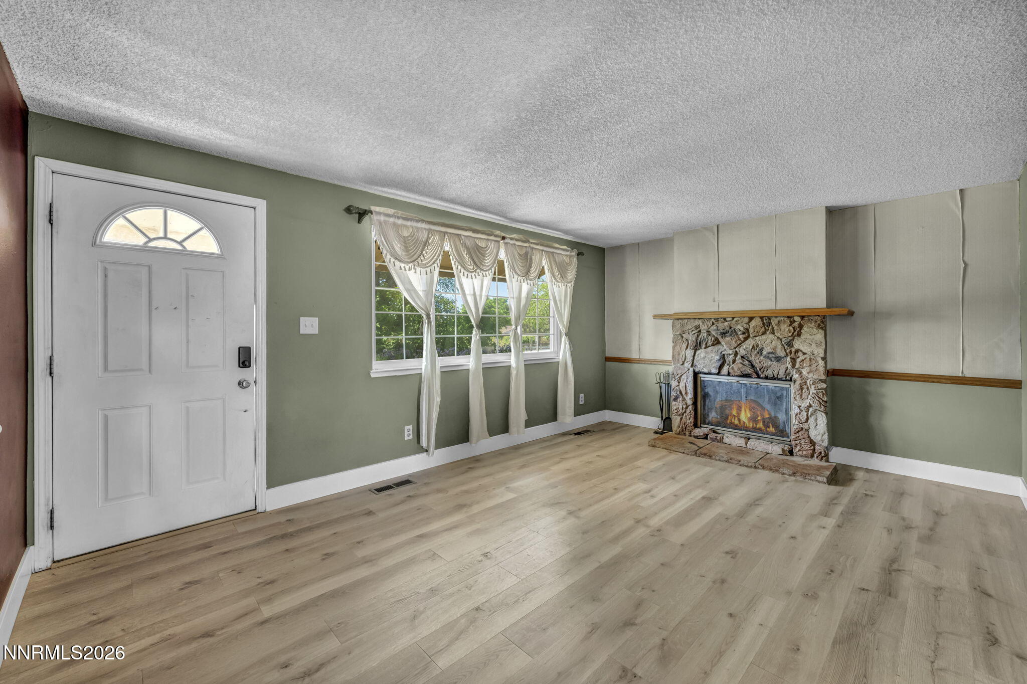 11655 Overland Road Reno, NV 89506 - Photo 11 of 45 65-web-or-mls-11655-overland-rd