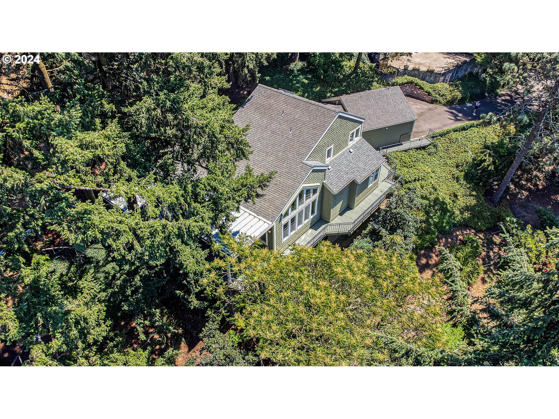 1209 Crenshaw Road Eugene, OR 97401 - Photo 3 of 41 Drone View/UAV
