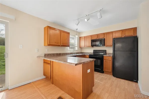 $217,875 | 1426 Willow Brook Cove Court, St. Louis, MO 63146