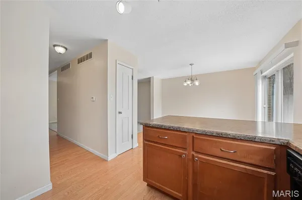 $217,875 | 1426 Willow Brook Cove Court, St. Louis, MO 63146