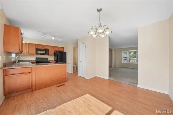$217,875 | 1426 Willow Brook Cove Court, St. Louis, MO 63146