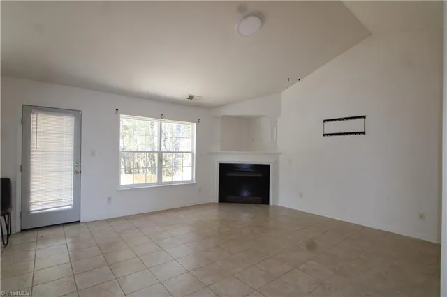 $2,000 | 2133 Rindle Drive, High Point, NC 27262