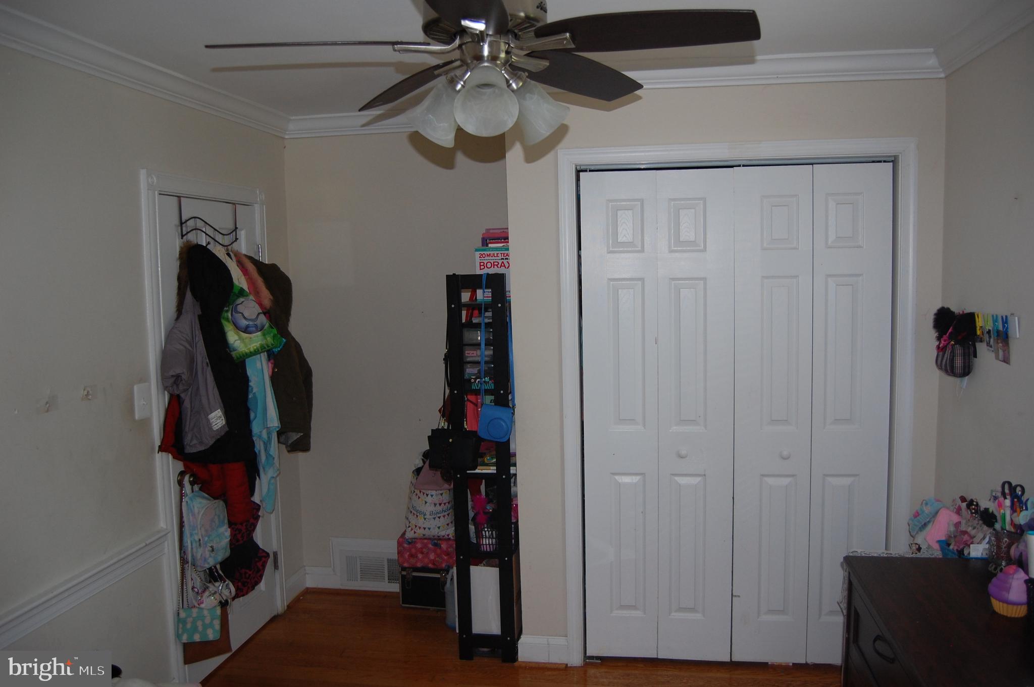 10409 Amherst Avenue Silver Spring, MD 20902 - Photo 11 of 47 Main Level Bedroom Alternate View