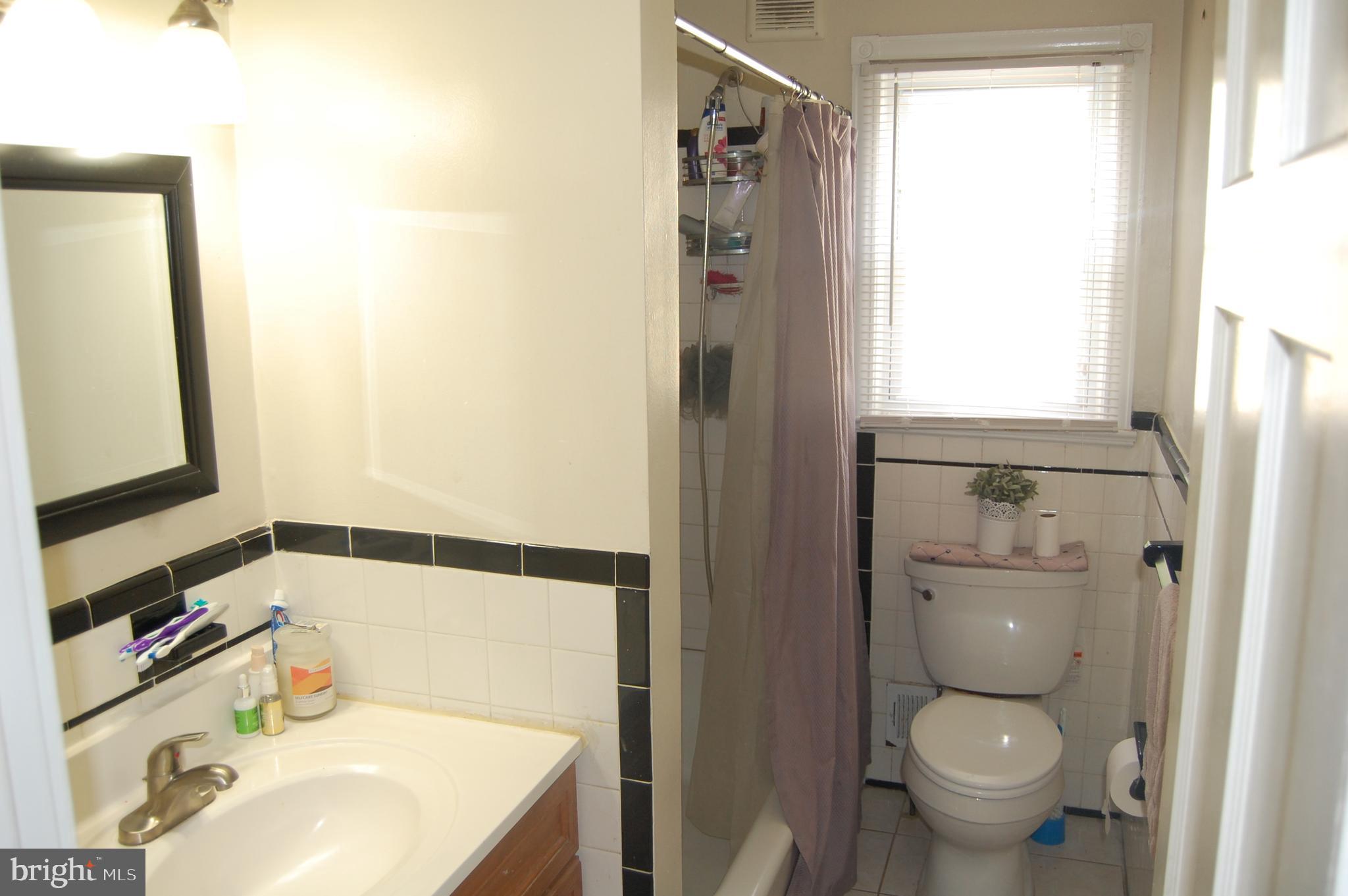 10409 Amherst Avenue Silver Spring, MD 20902 - Photo 15 of 47 Main Level Bathroom