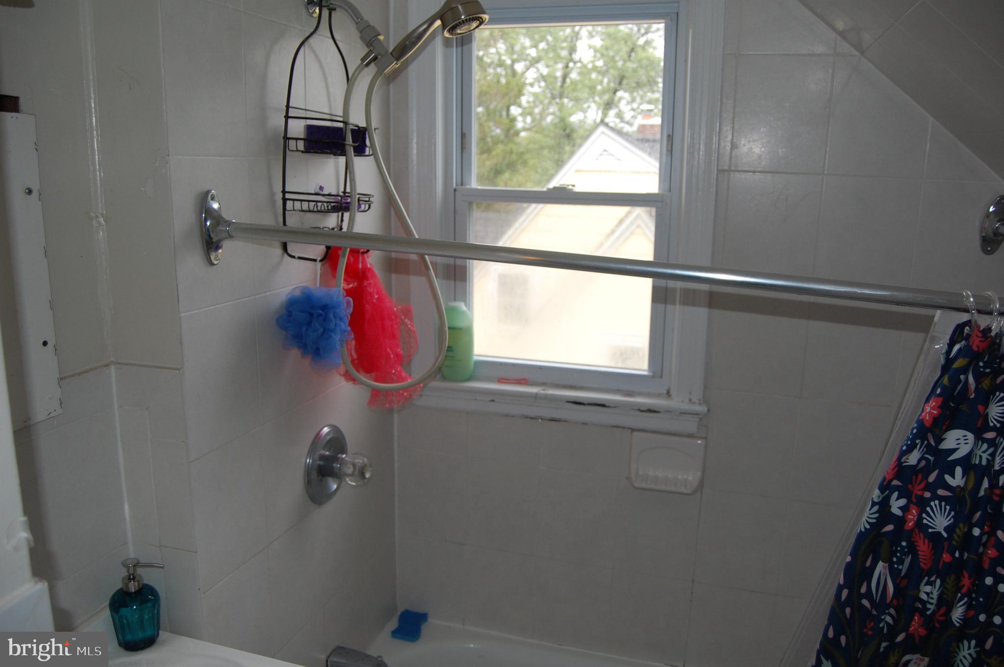 10409 Amherst Avenue Silver Spring, MD 20902 - Photo 40 of 47 Upstairs Shower