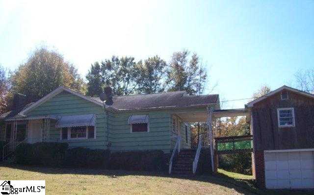 102 Oneal Road Easley, SC 29640 - Photo 1 of 8