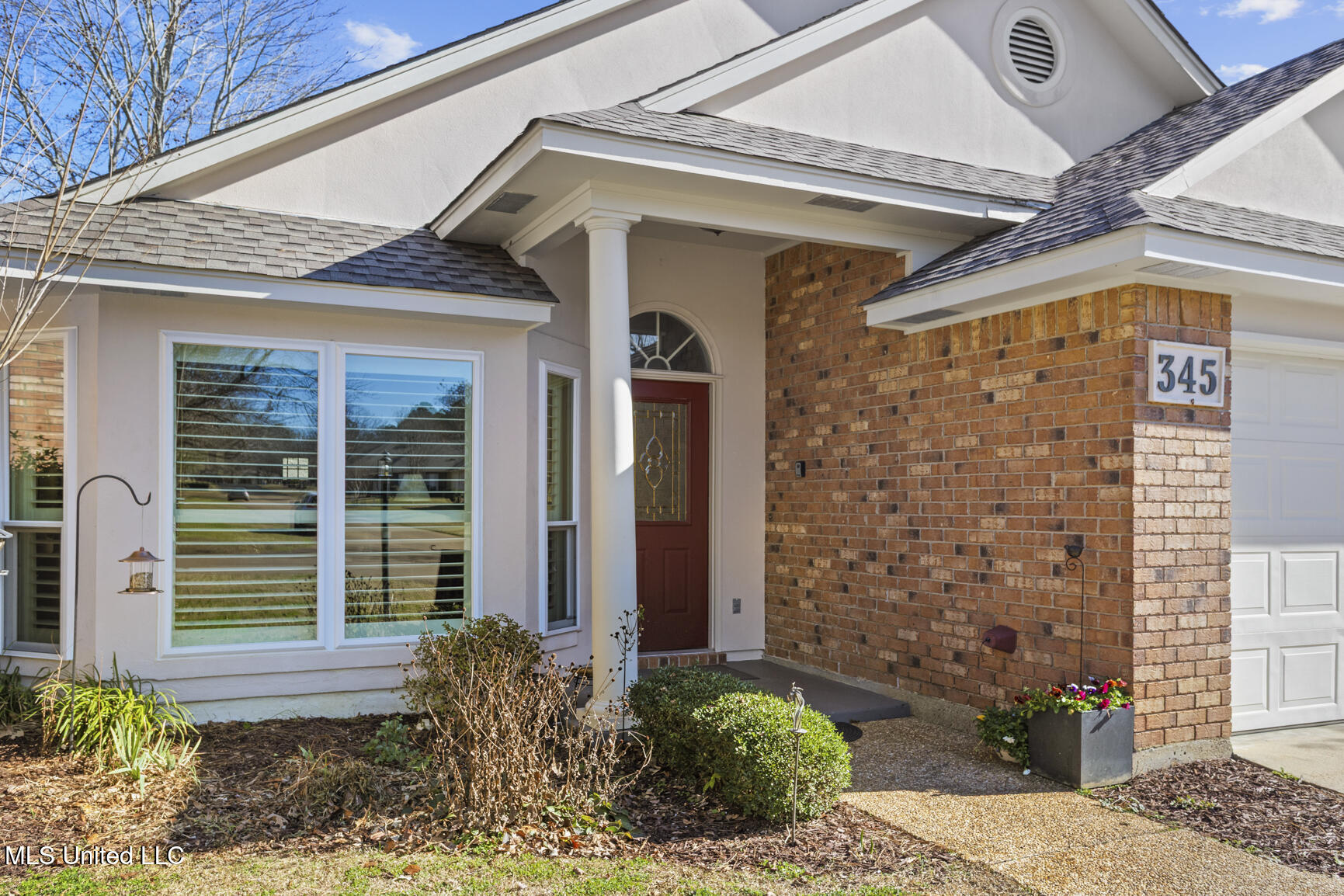 345 Cascades Circle West Clinton, MS 39056 - Photo 2 of 18 345 Cascades Cir E-2