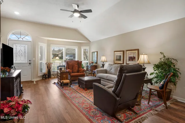 $244,000 | 345 Cascades Circle West, Clinton, MS 39056