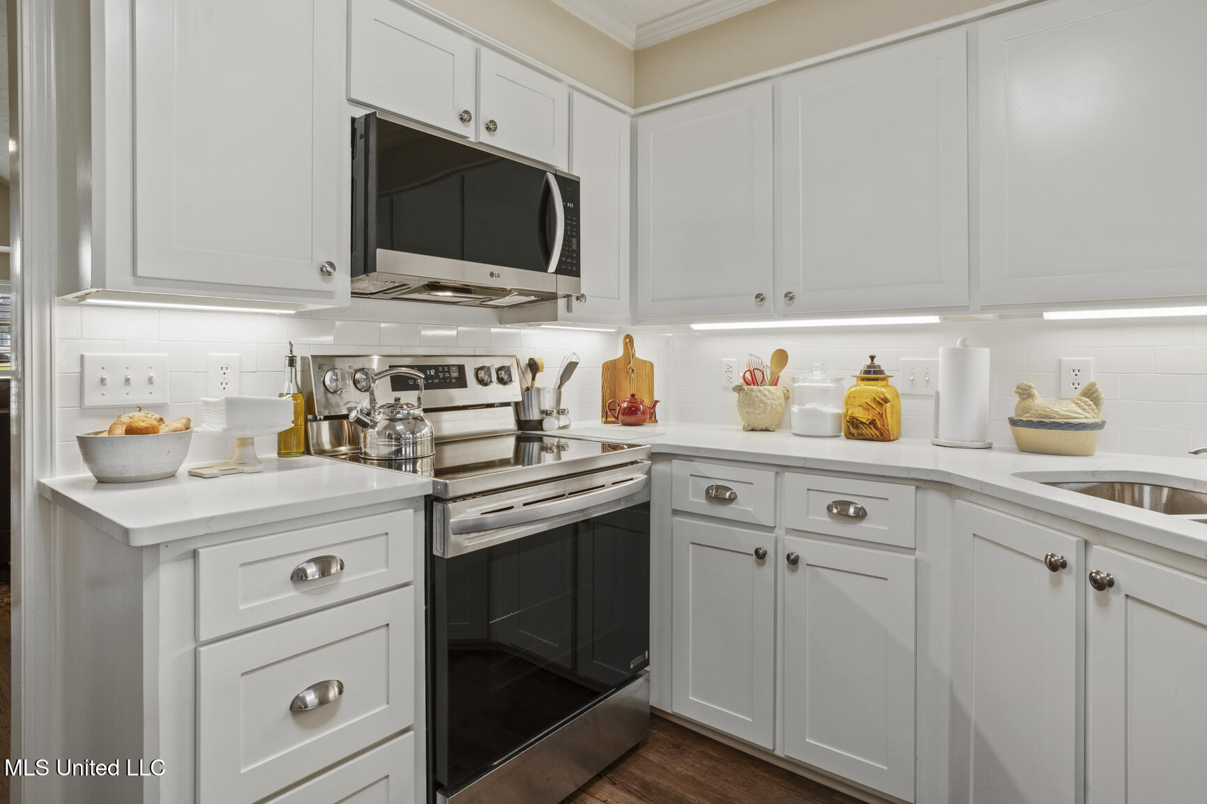 345 Cascades Circle West Clinton, MS 39056 - Photo 7 of 18 345 Cascades Cir E-7