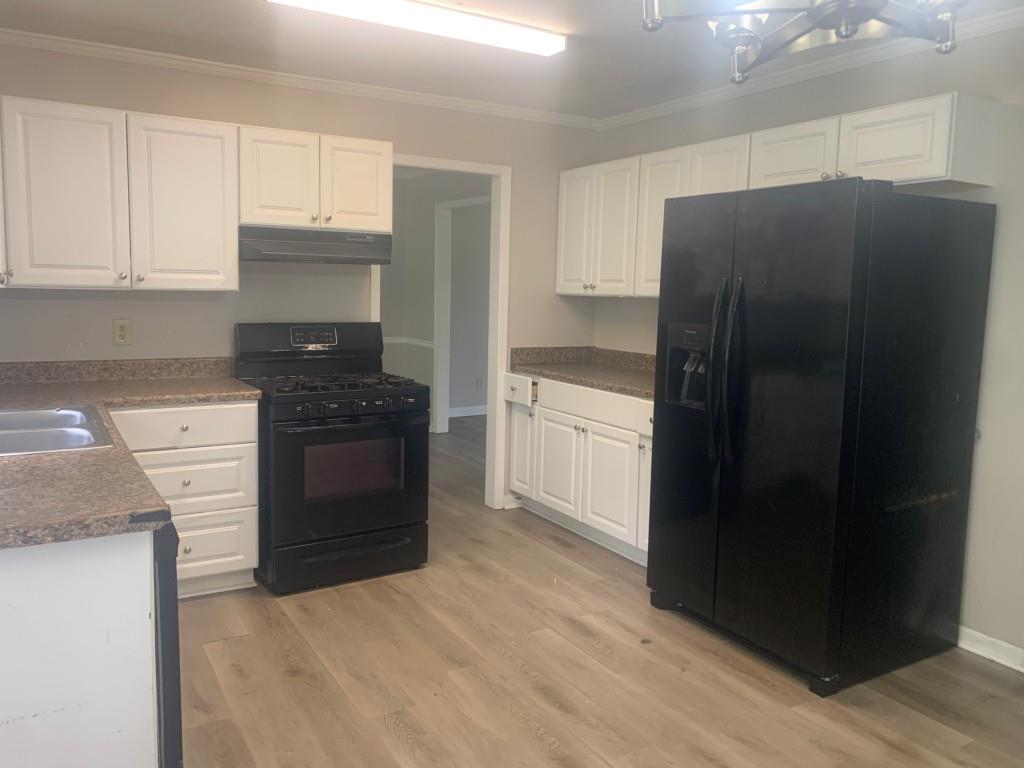 832 South Deshon Road Lithonia, GA 30058 - Photo 6 of 24