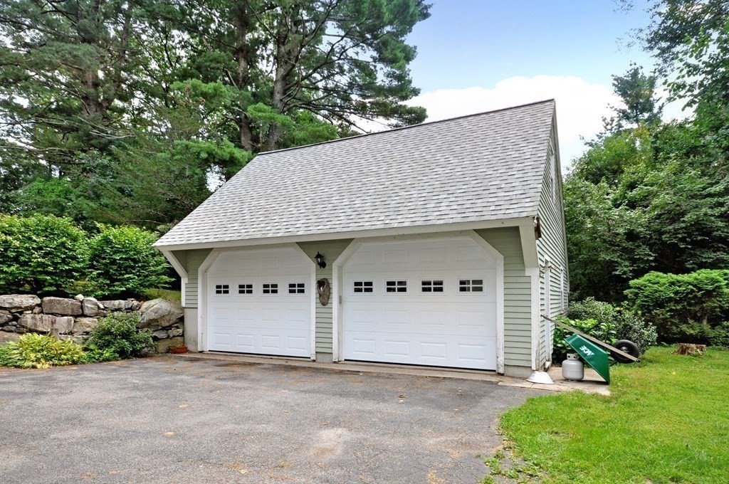 30 Chester Road Boxborough, MA 01719 - Photo 4 of 38 front view of a house with a yard