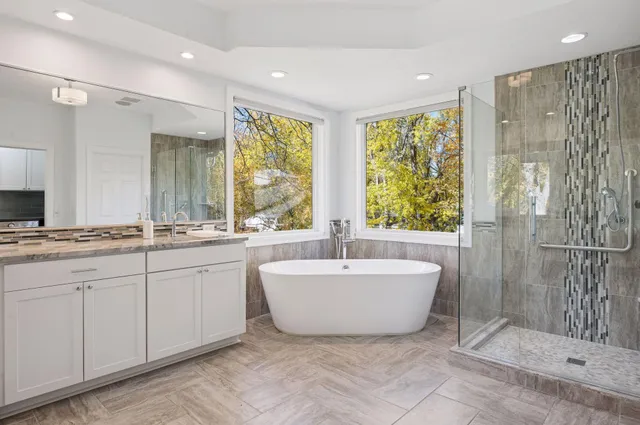 $960,000 | 445 Niagara Lane North, Plymouth, MN 55447