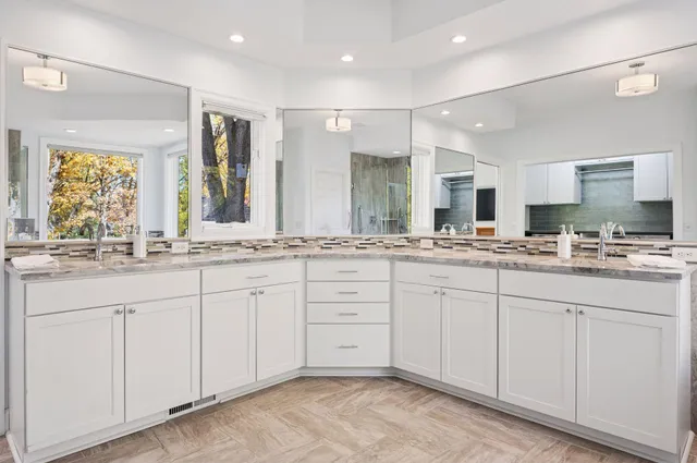 $960,000 | 445 Niagara Lane North, Plymouth, MN 55447