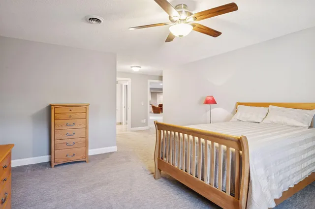 $960,000 | 445 Niagara Lane North, Plymouth, MN 55447