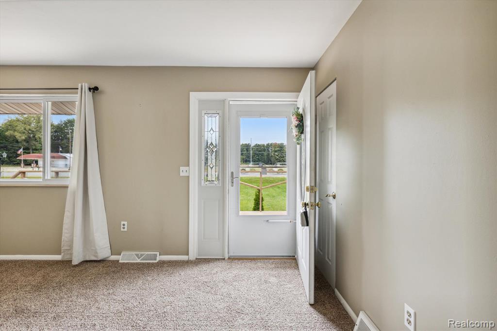 1451 Mertz Road Caro, MI 48723 - Photo 6 of 39 Gallery Image 6