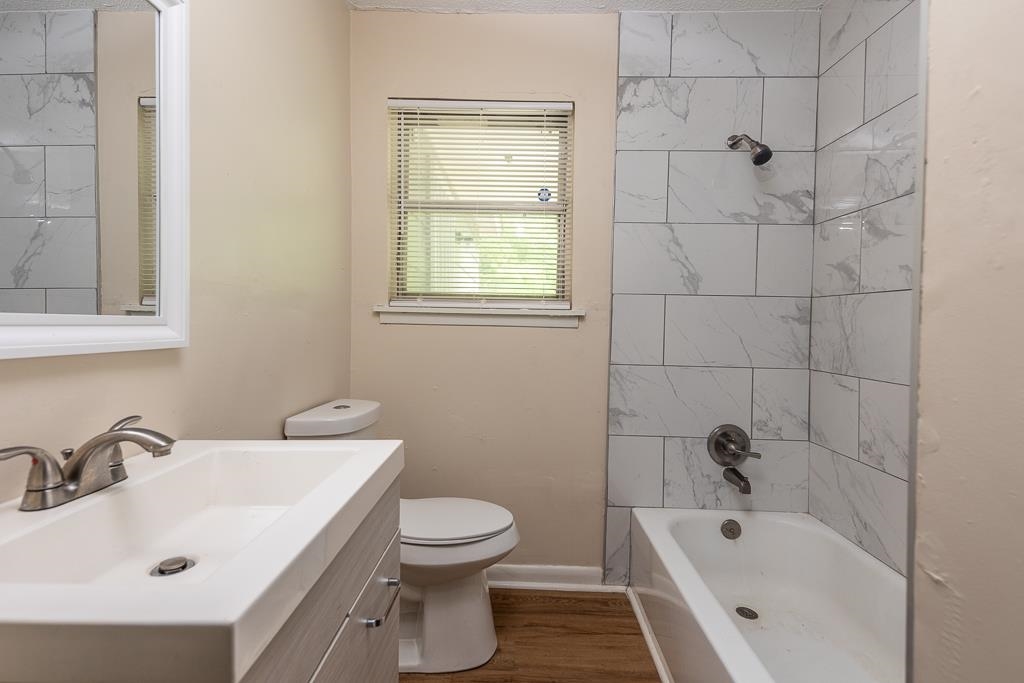 1871 Gooch Road Memphis, TN 38109 - Photo 10 of 13 Gallery Image 10