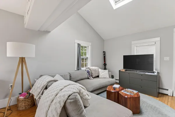 $649,000 | 93 Wildes District Road, Kennebunkport, ME 04046