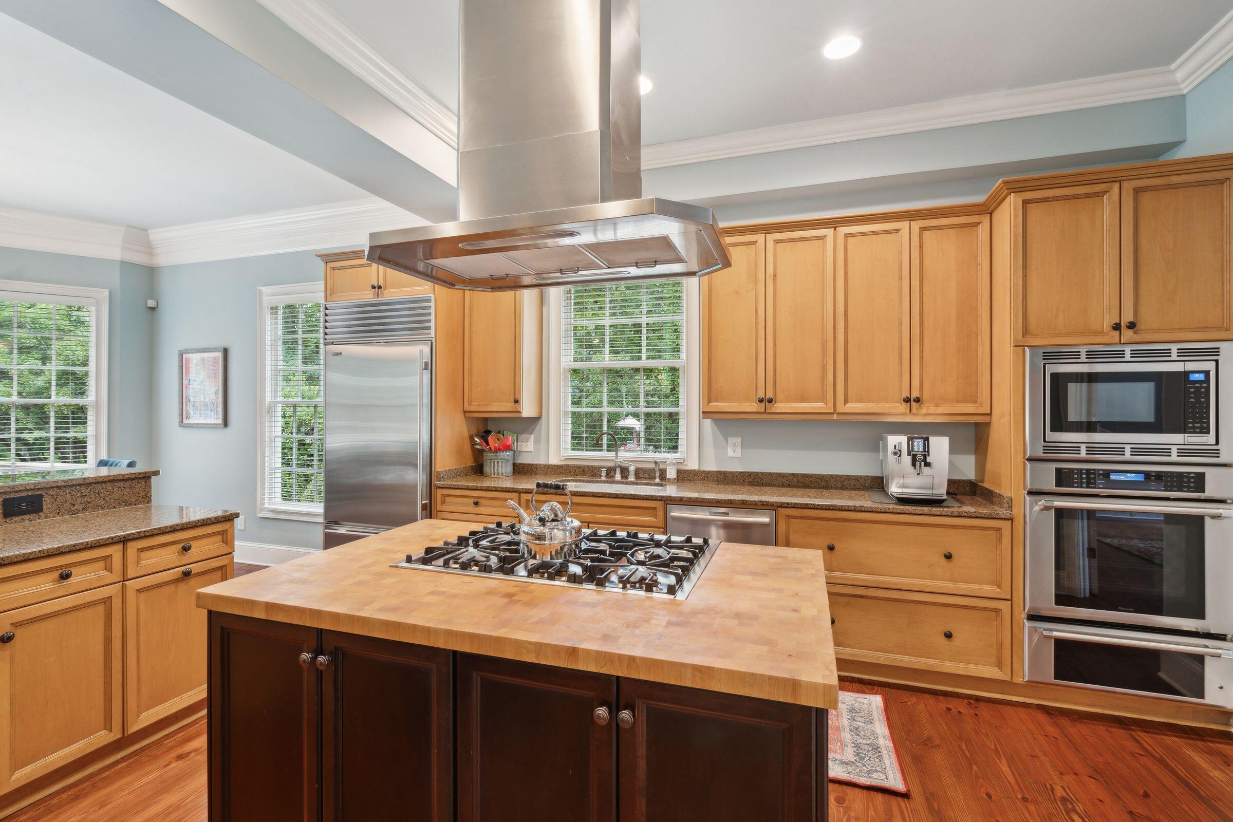 112 Royal Assembly Drive Charleston, SC 29492 - Photo 26 of 76 112RoyalAssemblyDr-KeenEyeMarketing-027